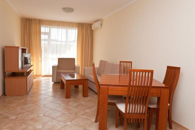 Central Plaza Aparthotel - Two bedroom apartment